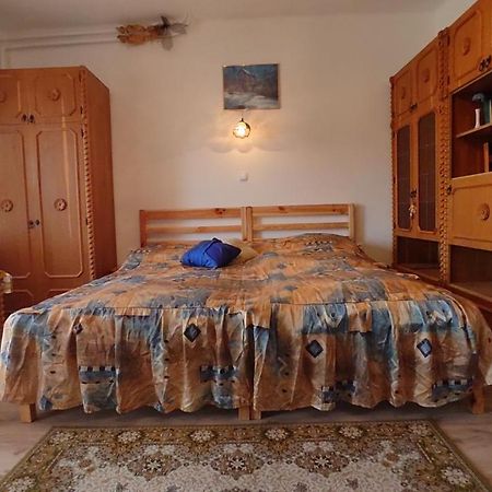 Appartamenti Delle Vacanze Кестели Екстериор снимка