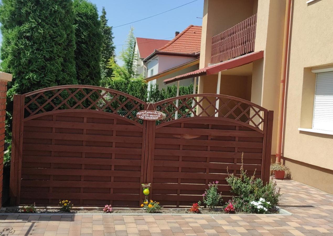 Appartamenti Delle Vacanze Кестели Екстериор снимка